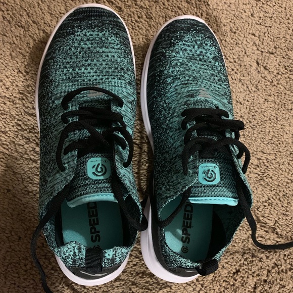 Champion Shoes - 🏃‍♀️NWOT Blue running shoes🏃‍♀️